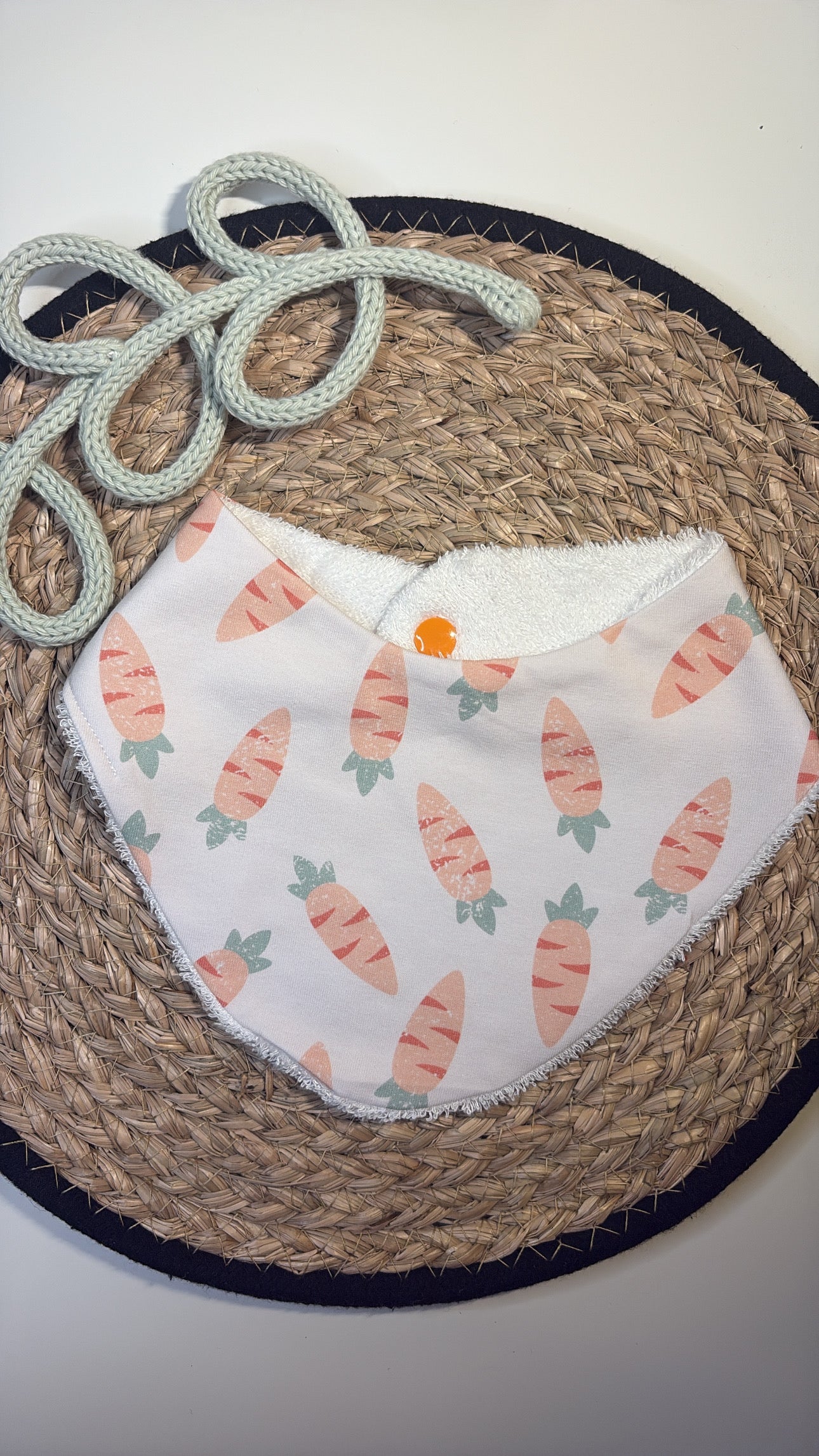Carrot Bib